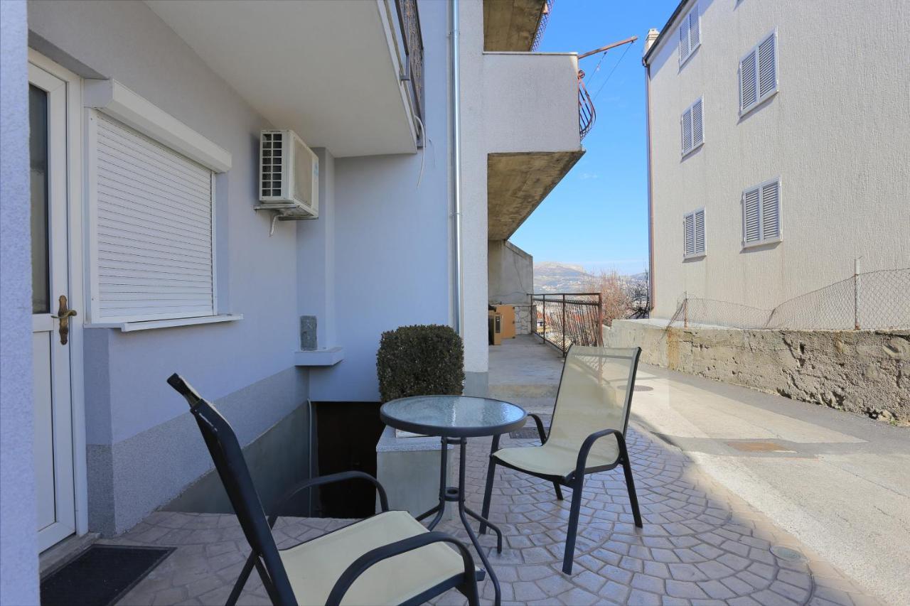 Apartments With A Parking Space Split - 11518 Exterior photo